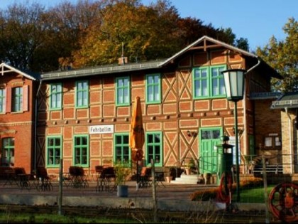 Фото: Alter Fehrbelliner Bahnhof